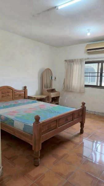 ขายตึกแถว 3 ชั้น ลาดพร้าว 50 ใกล้โชคชัย 4, Bangkok, Wang Thonglang, Bangkok, , 1,500 sqm, Shophouse For Sale, by Nest Property Partner Co., Ltd., 500531546 - DDproperty.com