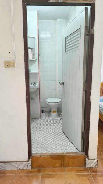 ขายตึกแถว 3 ชั้น ลาดพร้าว 50 ใกล้โชคชัย 4, Bangkok, Wang Thonglang, Bangkok, , 1,500 sqm, Shophouse For Sale, by Nest Property Partner Co., Ltd., 500531546 - DDproperty.com