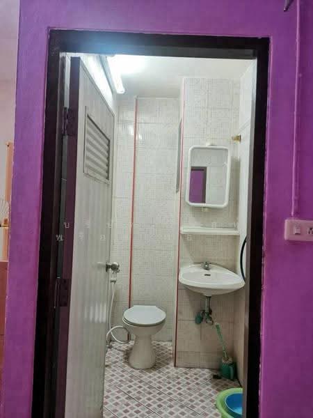 ขายตึกแถว 3 ชั้น ลาดพร้าว 50 ใกล้โชคชัย 4, Bangkok, Wang Thonglang, Bangkok, , 1,500 sqm, Shophouse For Sale, by Nest Property Partner Co., Ltd., 500531546 - DDproperty.com