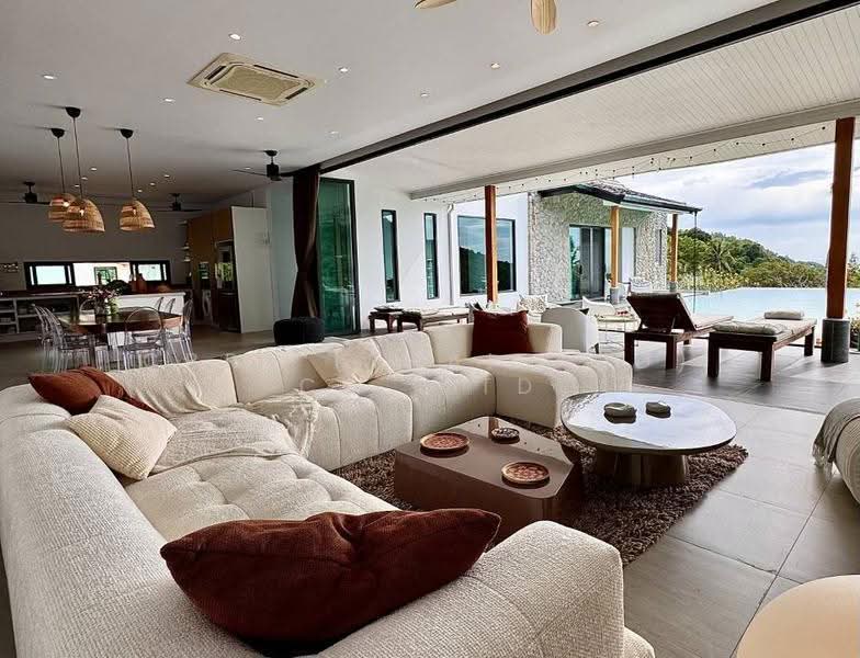 Luxury Seaview Villa Overlooking Kata Beach, Phuket, Karon, Muang Phuket, Phuket, 6 Bedrooms, 438 sqm, Villa For Sale, by CBRE (Thailand) Co.,Ltd, 500531562 - DDproperty.com