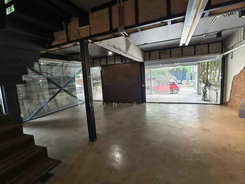 Townhouse Sukhumvit near bts Onnut for rent ( SPSEVE2301 ), Bangkok, สุขุมวิท 54, Bang Chak, Phra Khanong, Bangkok, 1 Bedroom, 200 sqm, Townhouse For Rent, by Khun Eve, 500531571 - DDproperty.com