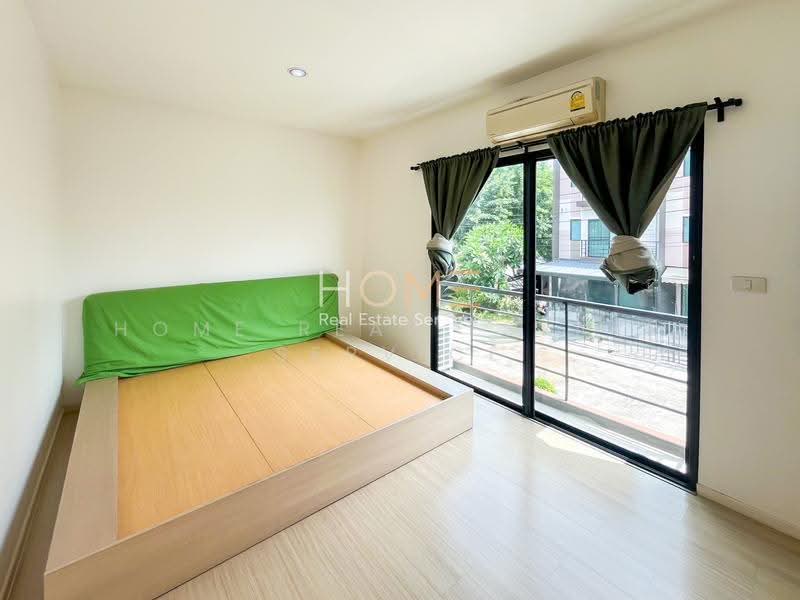 Baan Klang Muang Nawamin 42 : บ้านกลางเมือง นวมินทร์ 42, กรุงเทพ, ซอยนวมินทร์ 42 ถนนนวมินทร์, คลองกุ่ม, บึงกุ่ม, กรุงเทพ, 149 ตร.ม., ทาวน์เฮ้าส์ ขาย, โดย HOME Real Estate Service, 500531579 - DDproperty.com