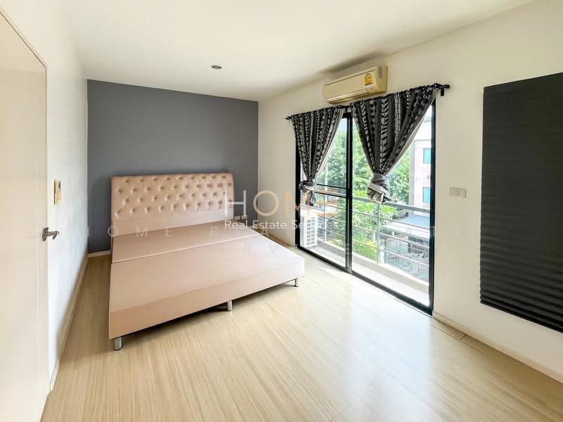 Baan Klang Muang Nawamin 42 : บ้านกลางเมือง นวมินทร์ 42, กรุงเทพ, ซอยนวมินทร์ 42 ถนนนวมินทร์, คลองกุ่ม, บึงกุ่ม, กรุงเทพ, 149 ตร.ม., ทาวน์เฮ้าส์ ขาย, โดย HOME Real Estate Service, 500531579 - DDproperty.com