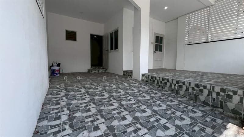 Naruemon Villa 3 Rangsit - Nakhon Nayok Khlong 9, Pathum Thani, Bung Sanan, Thanyaburi, Pathum Thani, 4 Bedrooms, 120 sqm, Townhouse For Sale, by คุณ ภาณุพันธ์ สัครพันธ์ (ภาณุ), 500531581 - DDproperty.com