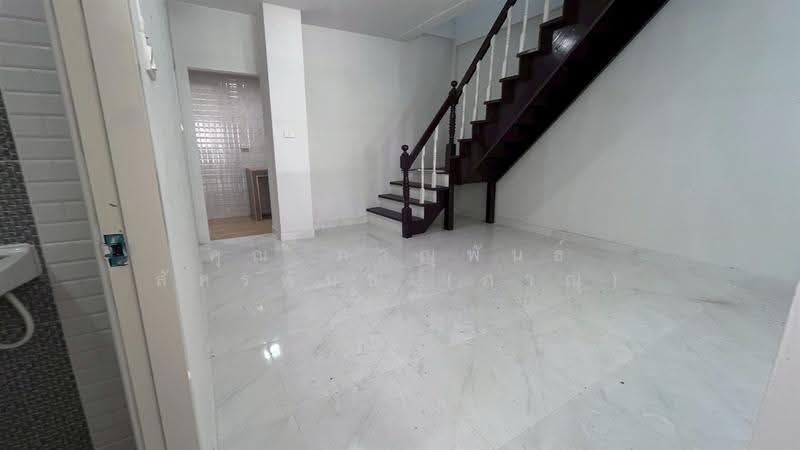 Naruemon Villa 3 Rangsit - Nakhon Nayok Khlong 9, Pathum Thani, Bung Sanan, Thanyaburi, Pathum Thani, 4 Bedrooms, 120 sqm, Townhouse For Sale, by คุณ ภาณุพันธ์ สัครพันธ์ (ภาณุ), 500531581 - DDproperty.com