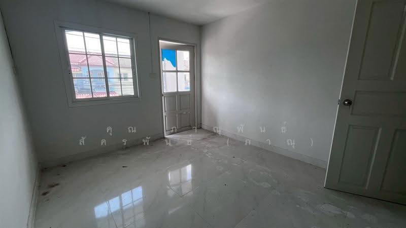 Naruemon Villa 3 Rangsit - Nakhon Nayok Khlong 9, Pathum Thani, Bung Sanan, Thanyaburi, Pathum Thani, 4 Bedrooms, 120 sqm, Townhouse For Sale, by คุณ ภาณุพันธ์ สัครพันธ์ (ภาณุ), 500531581 - DDproperty.com