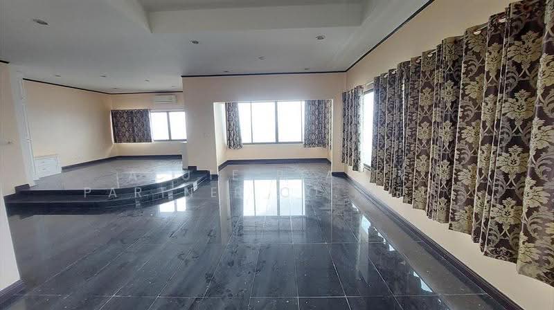Cha-Am Grand Condotel : ชะอำ แกรนด์ คอนโดเทล, เพชรบุรี, 464 ตรอกทรานสุข, ชะอำ, เพชรบุรี, 455 ตร.ม., คอนโด ขาย, โดย Acute Realty Partner Co.,Ltd., 500531595 - DDproperty.com