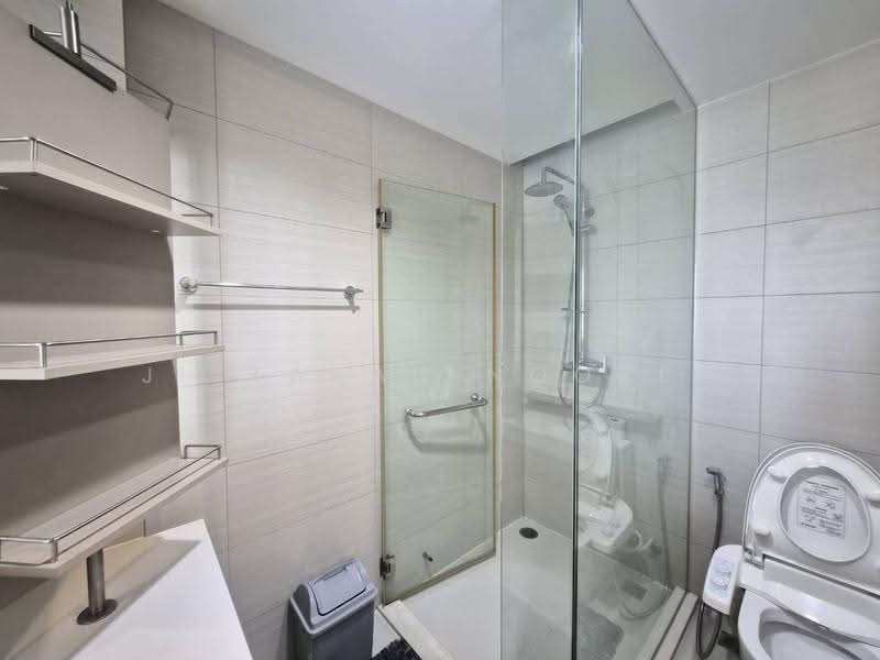 Siri At Sukhumvit, Bangkok, 902 Sukhumvit Road, Phra Kanong, Khlong Toei, Bangkok, 1 Bedroom, 52 sqm, Condo For Rent, by Jittakan Nooket, 500531631 - DDproperty.com