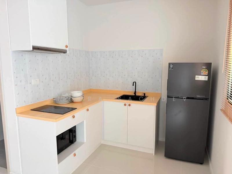 ESTON Latkrabang-Suvarnabhumi, Bangkok, 788, Thab Yao, Lat Krabang, Bangkok, 3 Bedrooms, 120 sqm, Townhouse For Rent, by Sunitra Sachdev, 500531643 - DDproperty.com