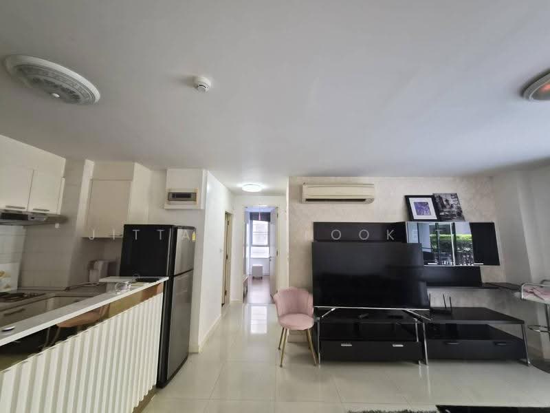 The Clover Thonglor Residence, Bangkok, Soi Sukhumvit 55, Khlong Tan Nua, Watthana, Bangkok, 2 Bedrooms, 70 sqm, Condo For Sale, by Jittakan Nooket, 500531675 - DDproperty.com
