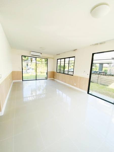 Habitia Panyaintra 2, Bangkok, Panya Inthra Road, Sam Wa Tawan Tok, Khlong Sam Wa, Bangkok, 3 Bedrooms, 170 sqm, Single Detached House For Rent, by รพีร์ทัธ Rhapeethut (ทัธ), 500531689 - DDproperty.com