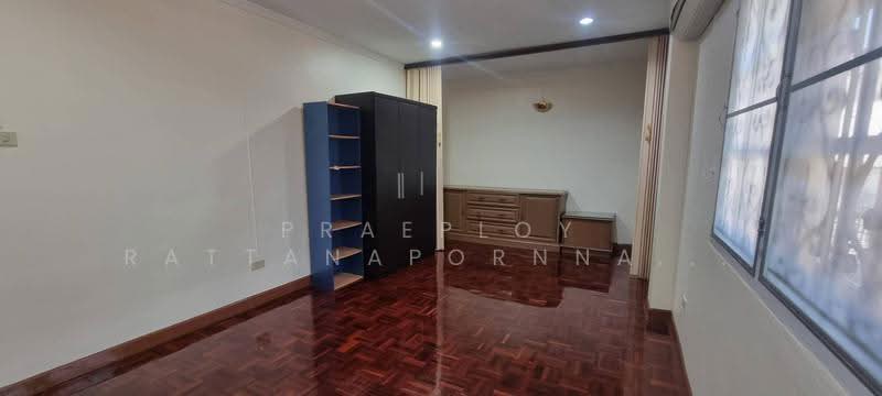 Maneeya Ville, Bangkok, Soi Wachiratham Sathit 12, Bang Chak, Phra Khanong, Bangkok, 5 Bedrooms, 350 sqm, Single Detached House For Rent, by Praeploy Rattanapornnapapatch, 500531690 - DDproperty.com