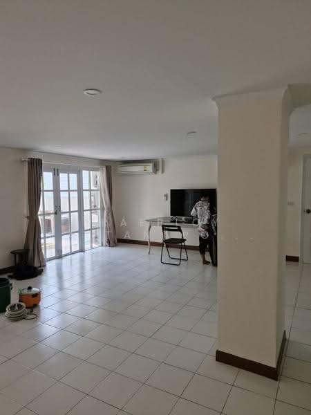 Maneeya Ville, Bangkok, Soi Wachiratham Sathit 12, Bang Chak, Phra Khanong, Bangkok, 5 Bedrooms, 350 sqm, Single Detached House For Rent, by Praeploy Rattanapornnapapatch, 500531690 - DDproperty.com