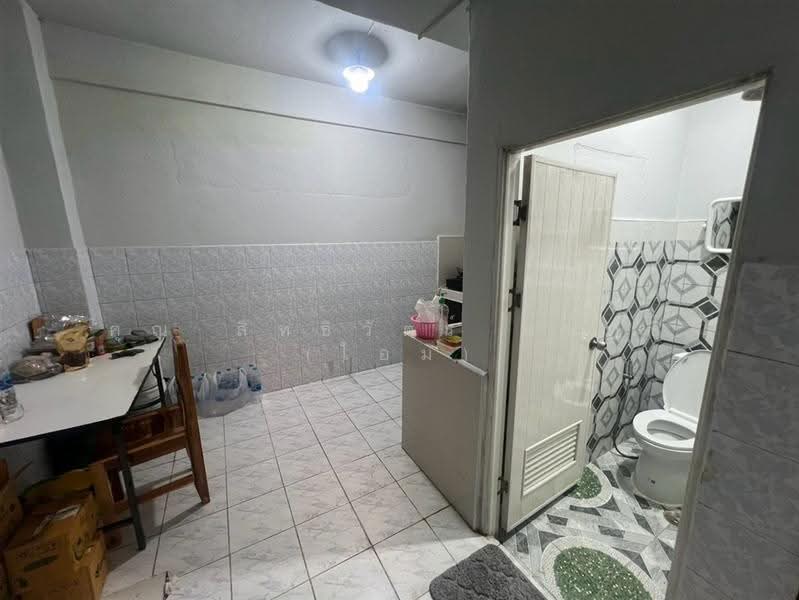 ทาวน์โฮม 2 ชั้น 16 ตร.ว. หมู่บ้านร่มเย็น ใกล้ถนนเทศบาลเมืองเจ้าสมิงพราย13, สมุทรปราการ, ถนนปู่เจ้าสมิงพราย, บางหัวเสือ, พระประแดง, สมุทรปราการ, 100 ตร.ม., ทาวน์เฮ้าส์ ขาย, โดย คุณ สิทธิวัตร์ นนทธิ (โอม), 500531694 - DDproperty.com