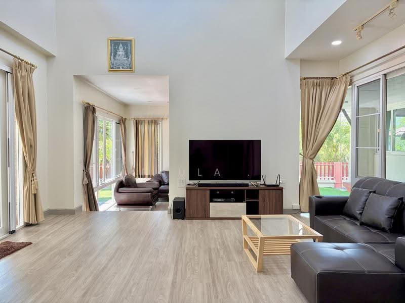 Casalunar Village, Chon Buri (Pattaya), Saen Suk, Muang Chon Buri, Chon Buri (Pattaya), 3 Bedrooms, 300 sqm, Single Detached House For Rent, by Paula ., 500531703 - DDproperty.com