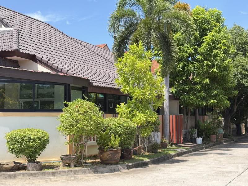 Casalunar Village, Chon Buri (Pattaya), Saen Suk, Muang Chon Buri, Chon Buri (Pattaya), 3 Bedrooms, 300 sqm, Single Detached House For Rent, by Paula ., 500531703 - DDproperty.com