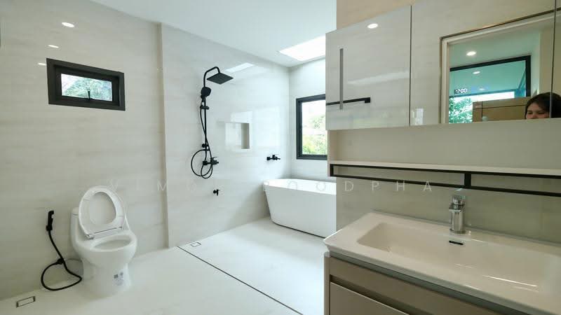 บ้านเดี่ยว โชคชัย4 ซอย36, Bangkok, Lat Phrao, Bangkok, 4 Bedrooms, 320 sqm, Single Detached House For Sale, by Vimon Boodpha, 500531710 - DDproperty.com