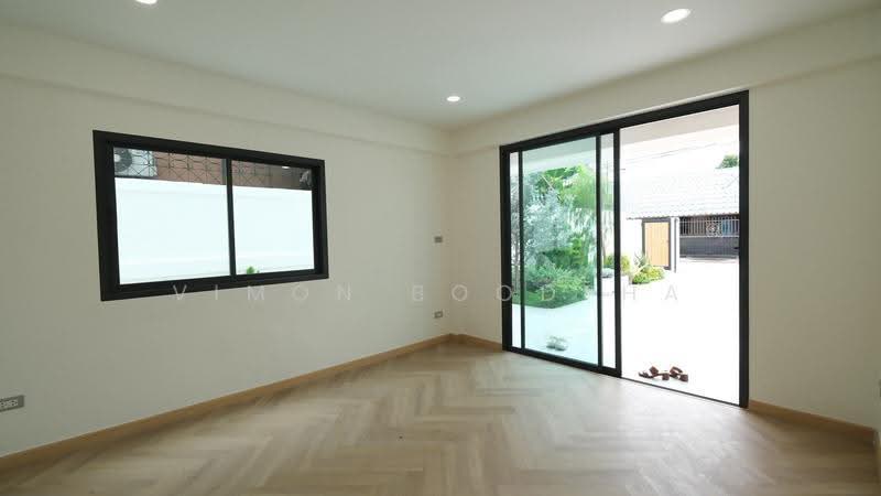 บ้านเดี่ยว โชคชัย4 ซอย36, Bangkok, Lat Phrao, Bangkok, 4 Bedrooms, 320 sqm, Single Detached House For Sale, by Vimon Boodpha, 500531710 - DDproperty.com
