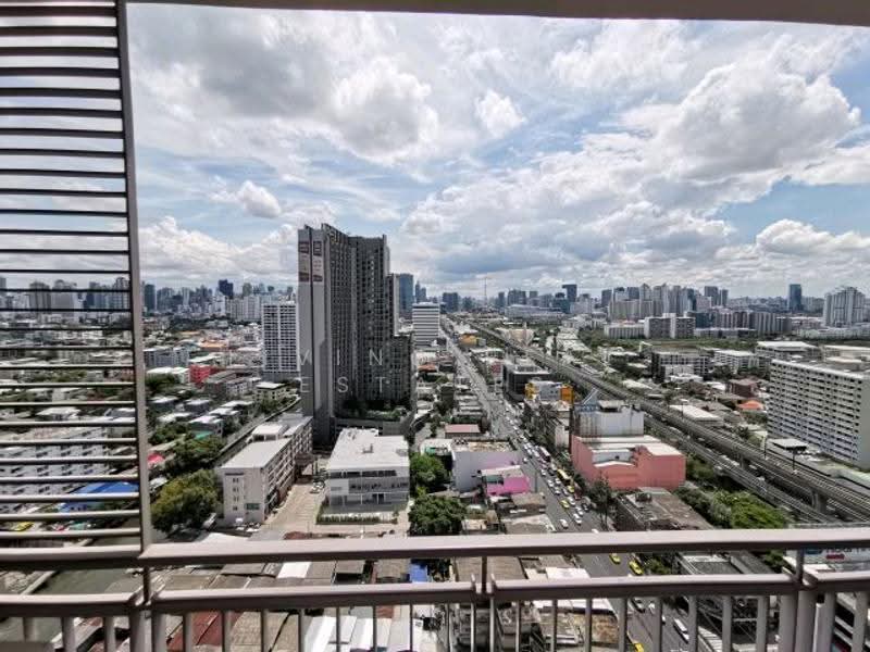 Thru Thonglor, Bangkok, Petchaburi Road, Bang Kapi, Huai Khwang, Bangkok, 2 Bedrooms, 66 sqm, Condo For Rent, by Living Real Estates, 500531728 - DDproperty.com