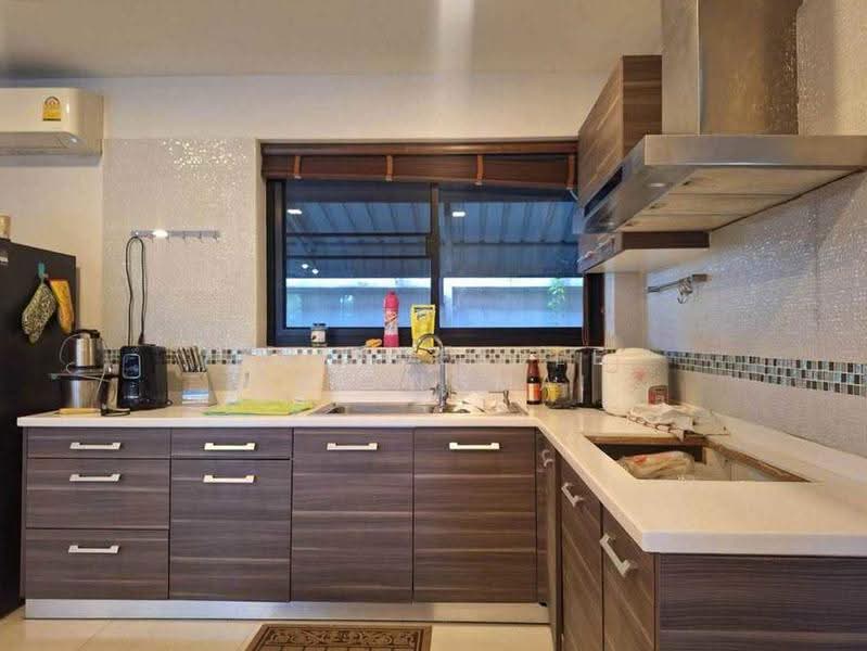 A house for rent near Big C Mae Hia, Chiang Mai Rental Price: 45,000THB/month Property ID: No.9H1101, Chiang Mai, San Phak Wan, Hang Dong, Chiang Mai, 4 Bedrooms, 150 sqm, Single Detached House For Rent, by Baandeedee Chiangmai, 500531772 - DDproperty.com