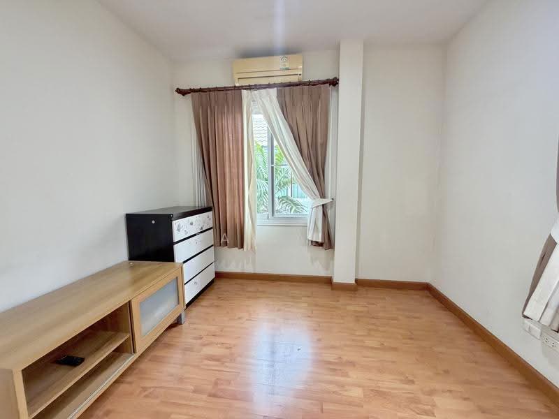 Casalunar Village, Chon Buri (Pattaya), Saen Suk, Muang Chon Buri, Chon Buri (Pattaya), 3 Bedrooms, 240 sqm, Single Detached House For Rent, by Paula ., 500531794 - DDproperty.com
