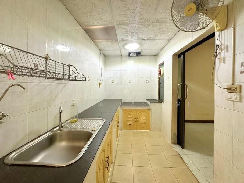Pisan Tha Kham 8, Bangkok, Samae Dam, Bang Khun Thian, Bangkok, 3 Bedrooms, 120 sqm, Townhouse For Sale, by Punpapa Rassamee, 500531799 - DDproperty.com