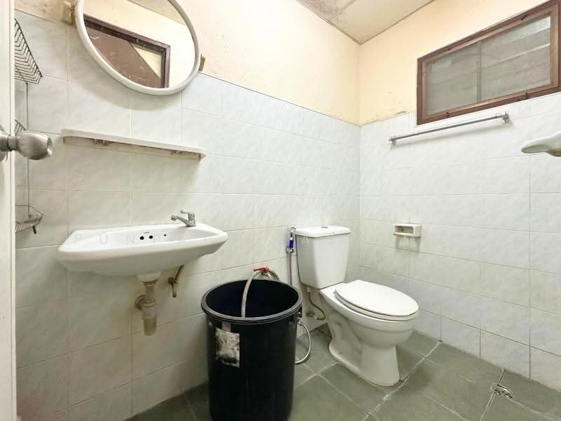Pisan Tha Kham 8, Bangkok, Samae Dam, Bang Khun Thian, Bangkok, 3 Bedrooms, 120 sqm, Townhouse For Sale, by Punpapa Rassamee, 500531799 - DDproperty.com