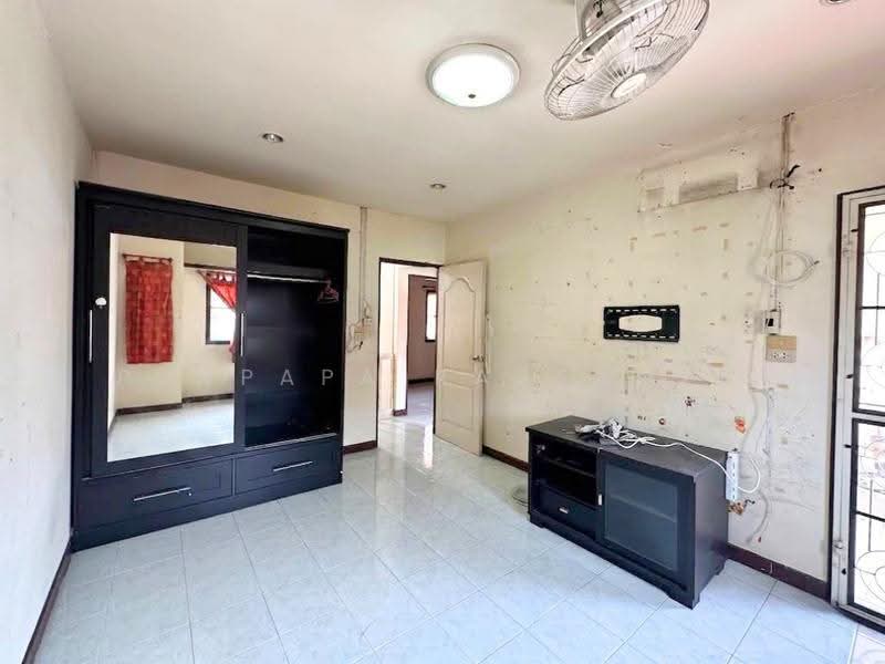 Pisan Tha Kham 8, Bangkok, Samae Dam, Bang Khun Thian, Bangkok, 3 Bedrooms, 120 sqm, Townhouse For Sale, by Punpapa Rassamee, 500531799 - DDproperty.com