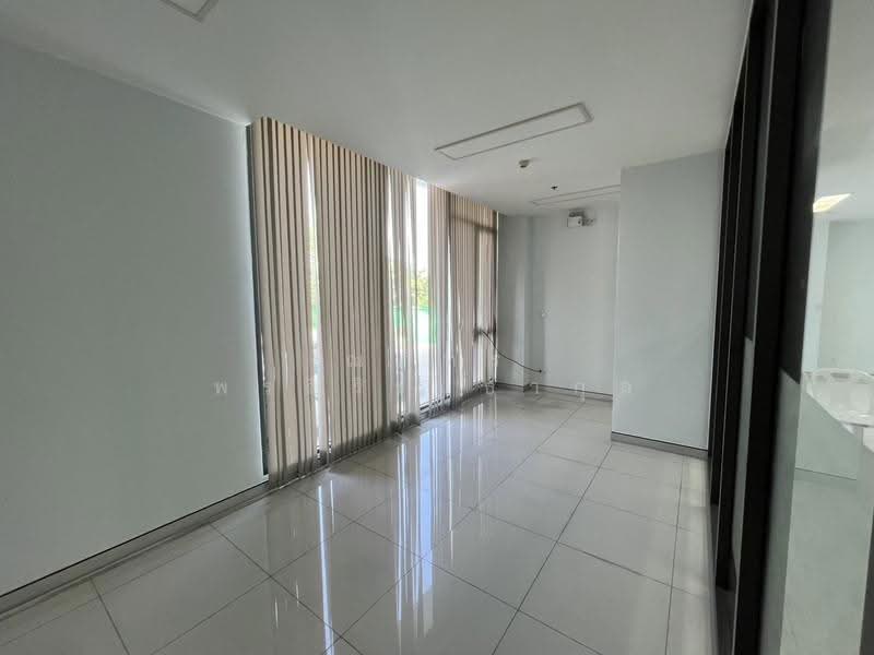 ให้เช่าคลังสินค้า/โกดัง พร้อมออฟฟิศ 4,845 ตรม. ติดถนนบางนาตราด บางปะกง ฉะเชิงเทรา สมุทรปราการ, Chachoengsao, Bang Samak, Bang Pakong, Chachoengsao, , 4,845 sqm, Warehouse/Factory For Rent, by ณภัทร พรสิริเมธากุล, 500531801 - DDproperty.com