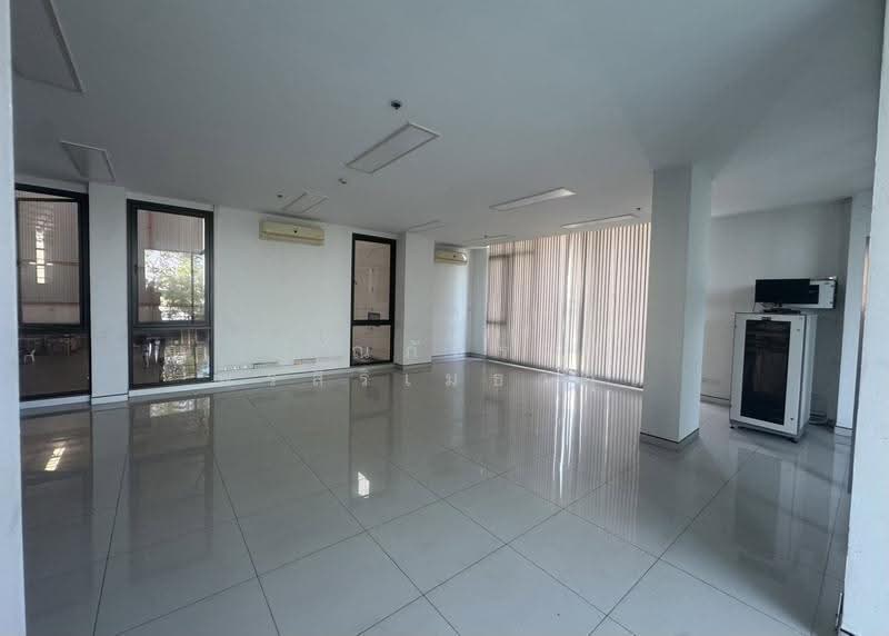 ให้เช่าคลังสินค้า/โกดัง พร้อมออฟฟิศ 4,845 ตรม. ติดถนนบางนาตราด บางปะกง ฉะเชิงเทรา สมุทรปราการ, ฉะเชิงเทรา, บางสมัคร, บางปะกง, ฉะเชิงเทรา, 4,845 ตร.ม., โกดัง-โรงงาน ให้เช่า, โดย ณภัทร พรสิริเมธากุล, 500531801 - DDproperty.com