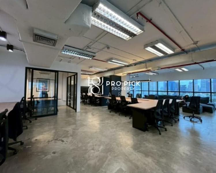 For Rent Office 220 Sqm. BTS Ekkamai Sukhumvit Watthana Bangkok PP-00411, Bangkok, สุขุมวิท, Khlong Tan Nua, Watthana, Bangkok, , 220 sqm, Office Space For Rent, by Konrarat Deesawat, 500531831 - DDproperty.com
