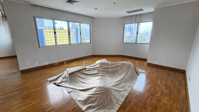 Baan Suan Plu, Bangkok, Soi Phatthanasin, Thung Maha Mek, Sathon, Bangkok, 3 Bedrooms, 295 sqm, Condo For Rent, by BANGKOK PROPERTY AGENTS, 500531859 - DDproperty.com