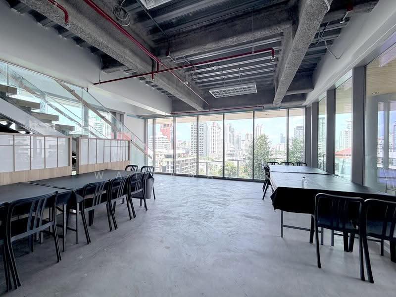 Duplex Space, 250ม.จาก BTS อโศก หรือ MRT สุขุมวิท, กรุงเทพ, สุขุมวิท, คลองเตยเหนือ, วัฒนา, กรุงเทพ, 185 ตร.ม., พื้นที่ขายของ ให้เช่า, โดย Sirikul Wattanakorn, 500531862 - DDproperty.com