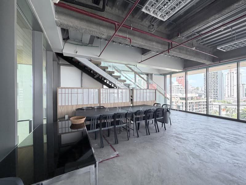 Duplex Space, 250ม.จาก BTS อโศก หรือ MRT สุขุมวิท, กรุงเทพ, สุขุมวิท, คลองเตยเหนือ, วัฒนา, กรุงเทพ, 185 ตร.ม., พื้นที่ขายของ ให้เช่า, โดย Sirikul Wattanakorn, 500531862 - DDproperty.com