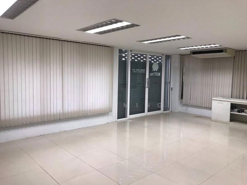 Office Building for Sale / Rent in Don Mueang | 5 Floors | 500+ sqm | Ready to Use(SPSMG199), Bangkok, ถนน วิภาวดีรังสิต, Talat Bang Khen, Lak Si, Bangkok, , 500 sqm, Office Space For Sale, by Khun Ming, 500531865 - DDproperty.com