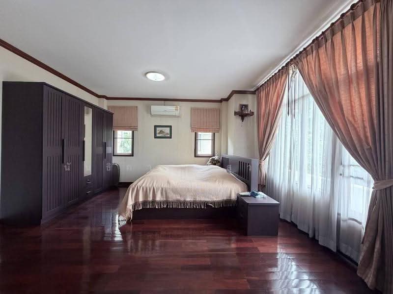 หมู่บ้านวิภาวรรณ สนามบินน้ำ, Nonthaburi, Bang Kra So, Muang Nonthaburi, Nonthaburi, 4 Bedrooms, 300 sqm, Single Detached House For Sale, by นันธิกา ศรีสุวรรณ, 500531886 - DDproperty.com