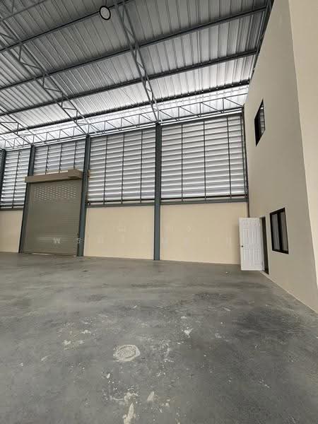 โกดัง/โรงงานให้เช่า 694 ตร.ม. ใกล้นิคม บางพลี สมุทรปราการ (TW4-28326), Samut Prakan, Phreak Sa Mai, Muang Samut Prakarn, Samut Prakan, , 694 sqm, Warehouse/Factory For Rent, by ณภัทร พรสิริเมธากุล, 500531900 - DDproperty.com