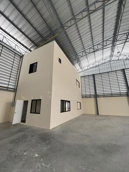 โกดัง/โรงงานให้เช่า 694 ตร.ม. ใกล้นิคม บางพลี สมุทรปราการ (TW4-28326), Samut Prakan, Phreak Sa Mai, Muang Samut Prakarn, Samut Prakan, , 694 sqm, Warehouse/Factory For Rent, by ณภัทร พรสิริเมธากุล, 500531900 - DDproperty.com