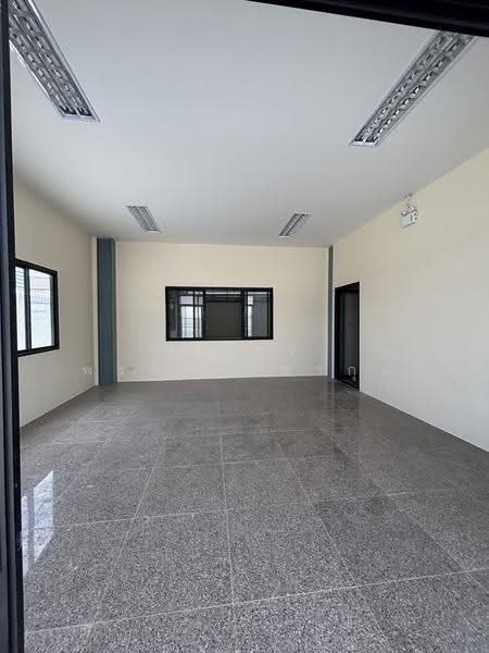 โกดัง/โรงงานให้เช่า 694 ตร.ม. ใกล้นิคม บางพลี สมุทรปราการ (TW4-28326), Samut Prakan, Phreak Sa Mai, Muang Samut Prakarn, Samut Prakan, , 694 sqm, Warehouse/Factory For Rent, by ณภัทร พรสิริเมธากุล, 500531900 - DDproperty.com