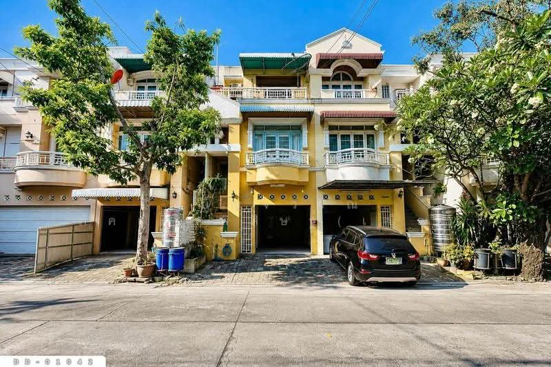 Townhome Garden City Lagoon Prachachuen DD-01042, Bangkok, Don Mueang, Bangkok, 4 Bedrooms, 312 sqm, Townhouse For Sale, by Benchawarin Pakkawetppisit, 500531901 - DDproperty.com