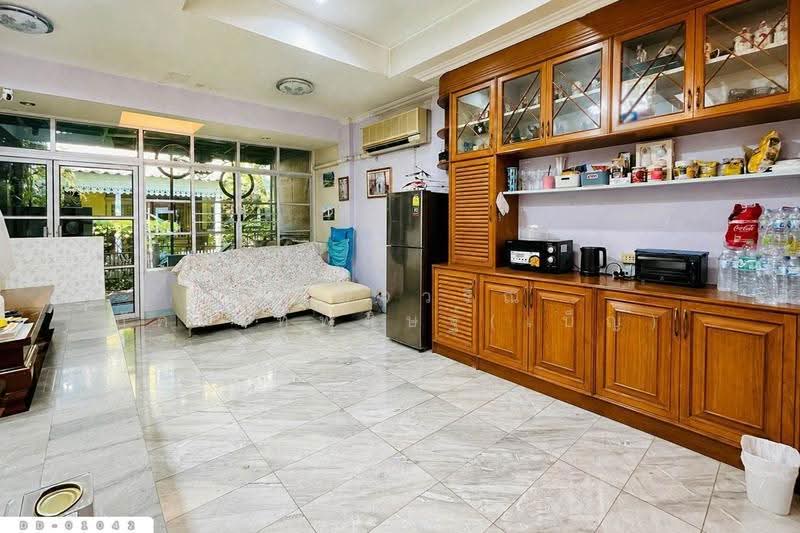 Townhome Garden City Lagoon Prachachuen DD-01042, Bangkok, Don Mueang, Bangkok, 4 Bedrooms, 312 sqm, Townhouse For Sale, by Benchawarin Pakkawetppisit, 500531901 - DDproperty.com