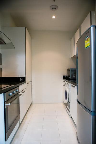 Baan Rajprasong, Bangkok, 3 Rajdamri Road, Lumphini, Pathum Wan, Bangkok, 2 Bedrooms, 118 sqm, Condo For Rent, by Hathaichanok Saenset, 500531945 - DDproperty.com