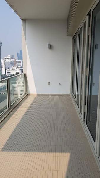 185 Rajadamri, Bangkok, 185 Rajadamri Road, Lumphini, Pathum Wan, Bangkok, 2 Bedrooms, 140 sqm, Condo For Rent, by Hathaichanok Saenset, 500531955 - DDproperty.com
