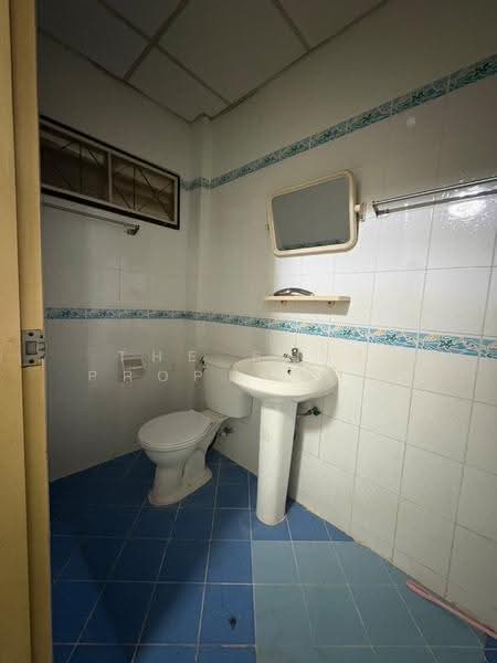 หมู่บ้านเพชรทวีสุข เพชรเกษม106, Bangkok, Nong Kang Plu, Nong Khaem, Bangkok, 2 Bedrooms, 150 sqm, Townhouse For Sale, by The Best Property  ขวัญ, 500531957 - DDproperty.com