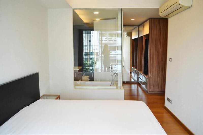 Via 31, Bangkok, Soi Sukhumvit 31, Khlong Tan Nua, Watthana, Bangkok, 2 Bedrooms, 70 sqm, Condo For Rent, by Hathaichanok Saenset, 500531976 - DDproperty.com