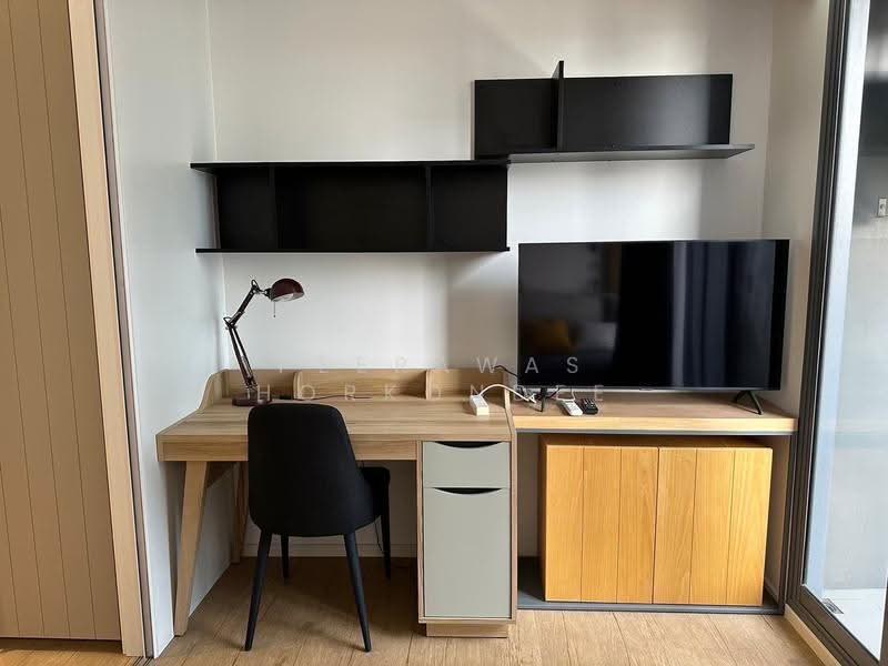 Triple Y Residence Samyan, Bangkok, Rama 4 Road, Wang Mai, Pathum Wan, Bangkok, 1 Bedroom, 33 sqm, Condo For Sale, by Peerawas Horkondee, 500531986 - DDproperty.com