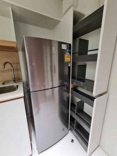 Triple Y Residence Samyan, Bangkok, Rama 4 Road, Wang Mai, Pathum Wan, Bangkok, 1 Bedroom, 33 sqm, Condo For Sale, by Peerawas Horkondee, 500531986 - DDproperty.com