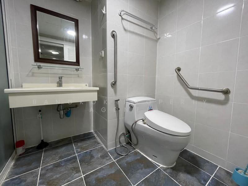 Saranjai Mansion, Bangkok, Soi Sukhumvit 6, Khlong Toei, Bangkok, 3 Bedrooms, 141 sqm, Condo For Rent, by BANGKOK PROPERTY AGENTS, 500532011 - DDproperty.com