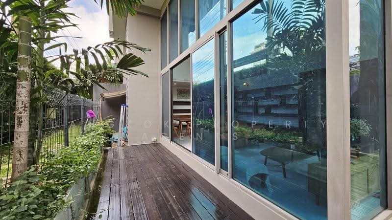 Siamese Thirty Nine, Bangkok, 68 Soi Sukhumvit 39, Sukhumvit Road, Khlong Tan Nua, Watthana, Bangkok, 3 Bedrooms, 136 sqm, Condo For Rent, by BANGKOK PROPERTY AGENTS, 500532027 - DDproperty.com