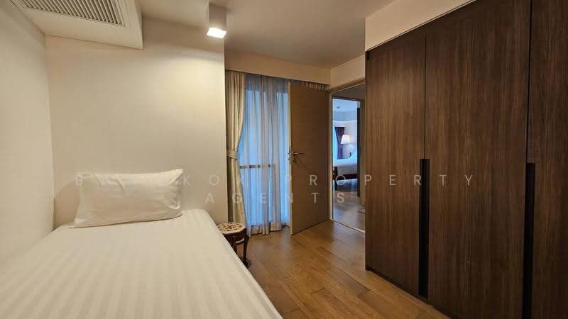 Siamese Thirty Nine, Bangkok, 68 Soi Sukhumvit 39, Sukhumvit Road, Khlong Tan Nua, Watthana, Bangkok, 3 Bedrooms, 136 sqm, Condo For Rent, by BANGKOK PROPERTY AGENTS, 500532027 - DDproperty.com